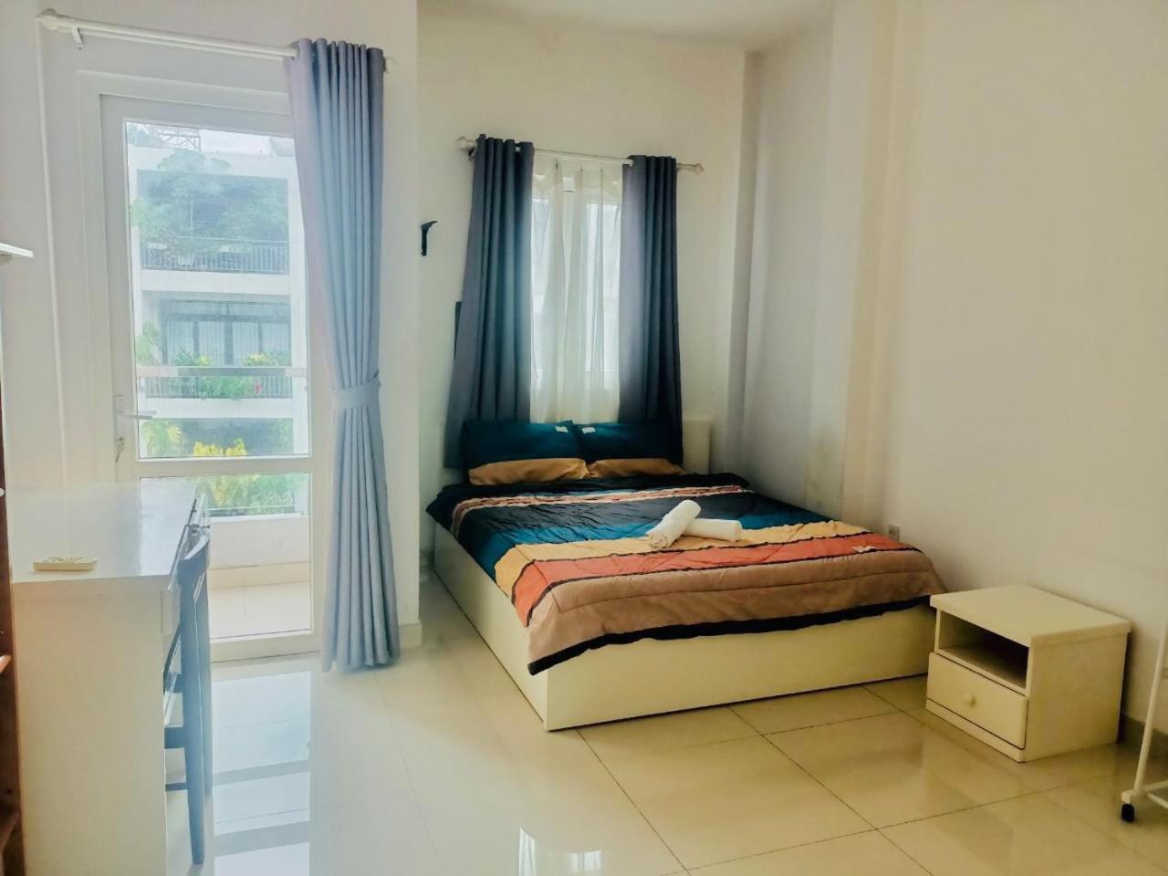 Lalahouse Riverside Hotel